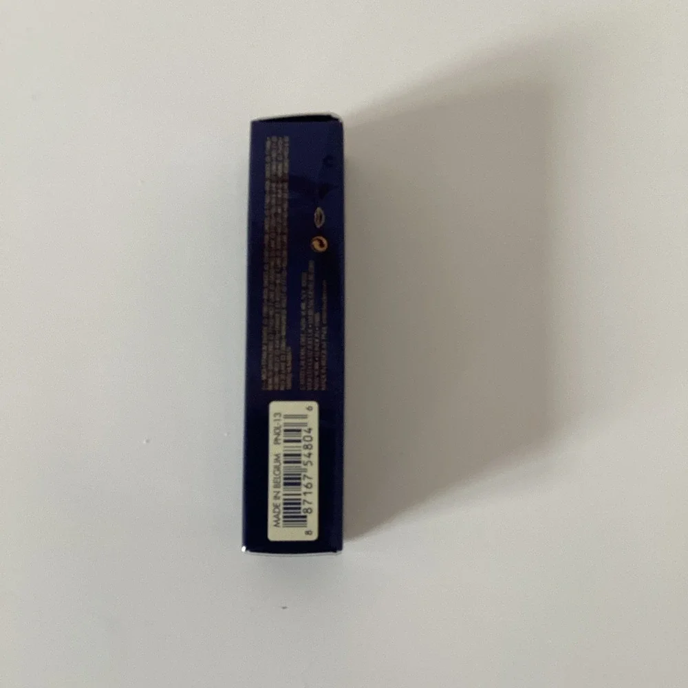 Estee Lauder ~ Pure Color Whipped Matte Lip Color~#933 Maraschino~0.3 oz NIB